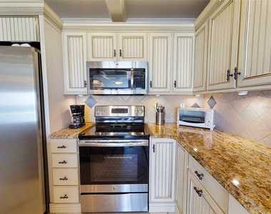 4849 Saxon Drive - Photo Thumbnail 6