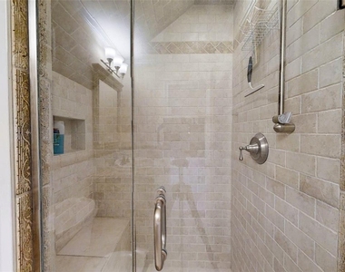 4849 Saxon Drive - Photo Thumbnail 3