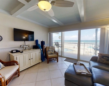 4849 Saxon Drive - Photo Thumbnail 9