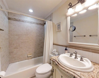 4849 Saxon Drive - Photo Thumbnail 13