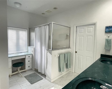 2437 Swordfish Lane - Photo Thumbnail 16