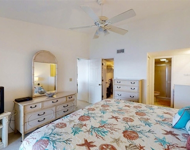 448 Bouchelle Drive - Photo Thumbnail 18