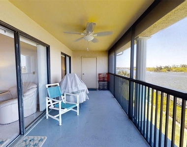 448 Bouchelle Drive - Photo Thumbnail 24