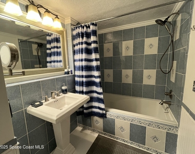 125 Adams Avenue - Photo Thumbnail 11