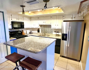125 Adams Avenue - Photo Thumbnail 4