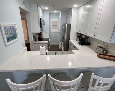 446 Bouchelle Drive - Photo Thumbnail 10