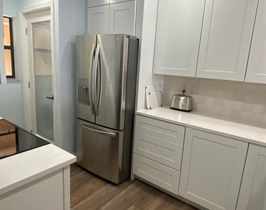 446 Bouchelle Drive - Photo Thumbnail 6