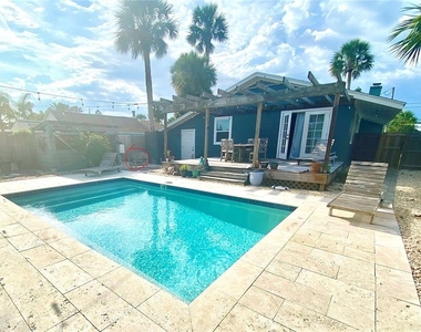 207 Kirkland Road - Photo Thumbnail 1