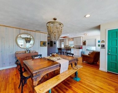 207 Kirkland Road - Photo Thumbnail 7