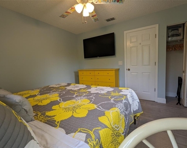 203 Canova Drive - Photo Thumbnail 8