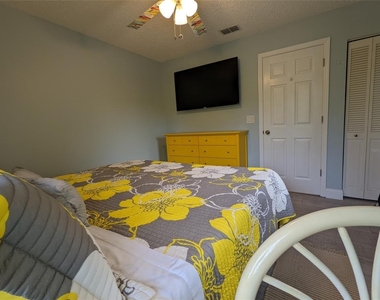 203 Canova Drive - Photo Thumbnail 9