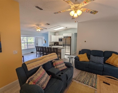 203 Canova Drive - Photo Thumbnail 4