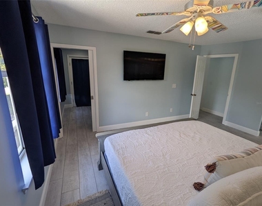 203 Canova Drive - Photo Thumbnail 13