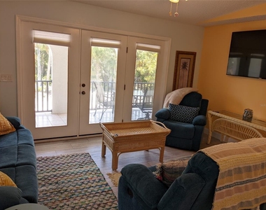 203 Canova Drive - Photo Thumbnail 3