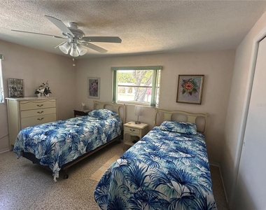814 E 10th Avenue - Photo Thumbnail 12