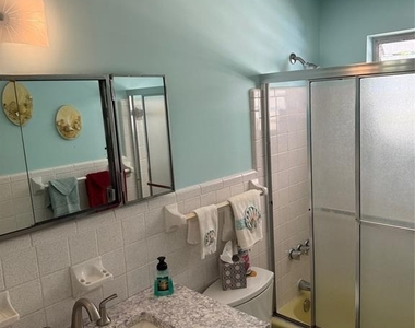 814 E 10th Avenue - Photo Thumbnail 8