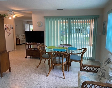 814 E 10th Avenue - Photo Thumbnail 14
