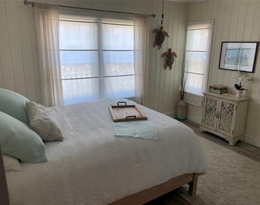 1011 Hill Street - Photo Thumbnail 33