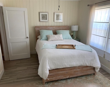 1011 Hill Street - Photo Thumbnail 34