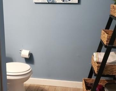 1011 Hill Street - Photo Thumbnail 5