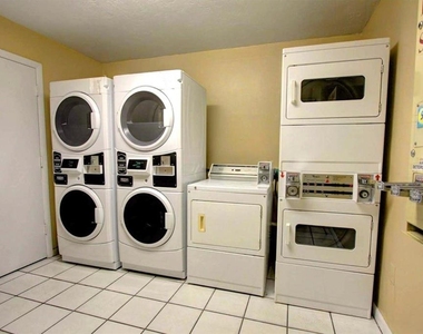 421 South Atlantic Avenue - Photo Thumbnail 22