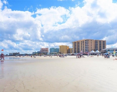 421 South Atlantic Avenue - Photo Thumbnail 13
