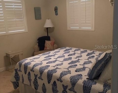 411 S Pine Street - Photo Thumbnail 8