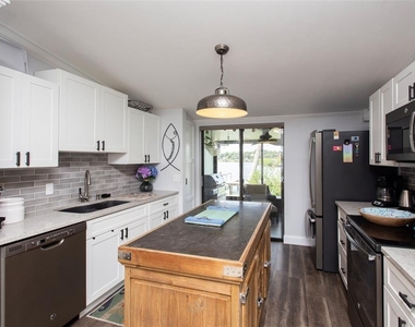 58 Sabal Cay Court - Photo Thumbnail 14
