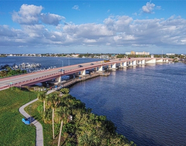 58 Sabal Cay Court - Photo Thumbnail 22