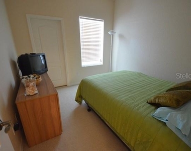 900 Gardens Edge Drive - Photo Thumbnail 9