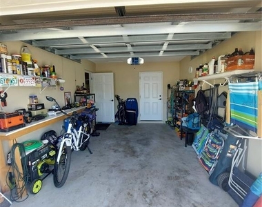 1541 Crest Drive - Photo Thumbnail 29