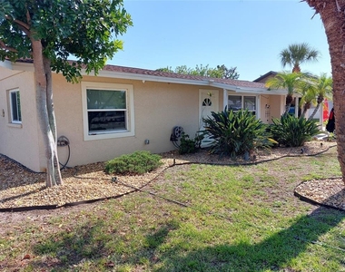 1541 Crest Drive - Photo Thumbnail 26