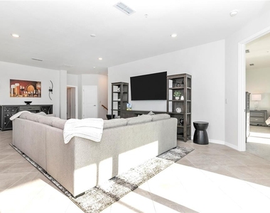 17560 Boracay Court - Photo Thumbnail 4