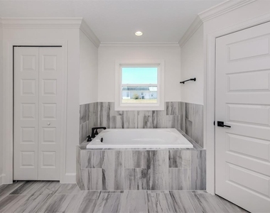 65 Fairway Road - Photo Thumbnail 19