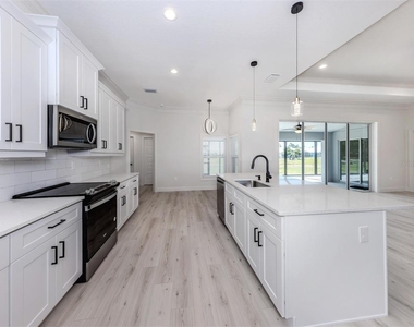 65 Fairway Road - Photo Thumbnail 13