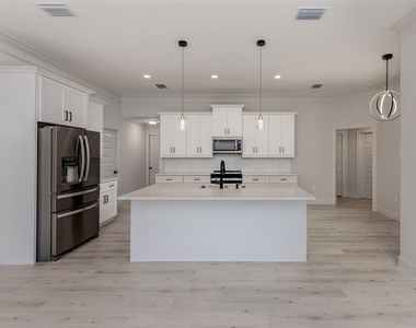 65 Fairway Road - Photo Thumbnail 10