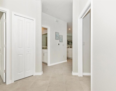 12280 Wellen Golf Street - Photo Thumbnail 2