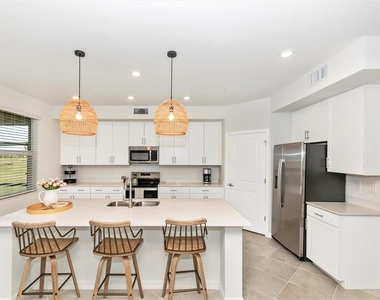 12685 Radiance Court - Photo Thumbnail 4