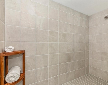 12685 Radiance Court - Photo Thumbnail 23