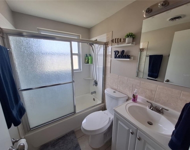858 E 7th Street - Photo Thumbnail 17