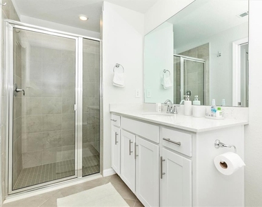 17565 Opal Sand Drive - Photo Thumbnail 31