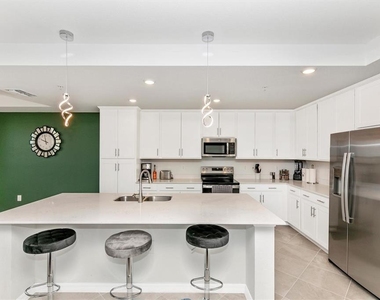 17565 Opal Sand Drive - Photo Thumbnail 3