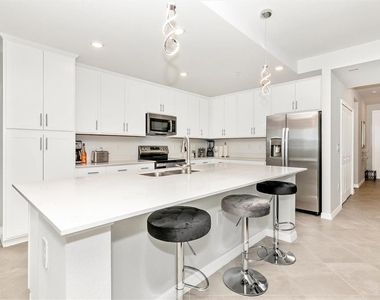 17565 Opal Sand Drive - Photo Thumbnail 4