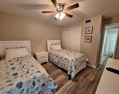 3255 Beneva Road - Photo Thumbnail 6