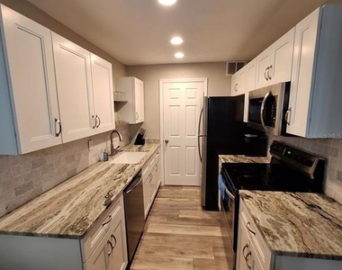 3255 Beneva Road - Photo Thumbnail 16