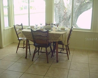 533 Circlewood Drive - Photo Thumbnail 9