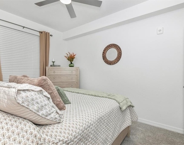 12280 Wellen Golf Street - Photo Thumbnail 43