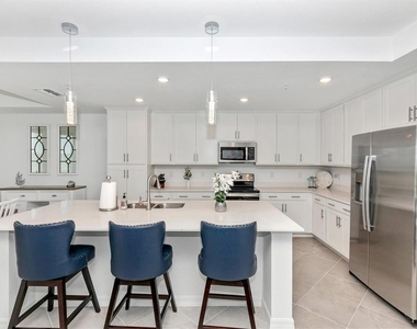 12280 Wellen Golf Street - Photo Thumbnail 3