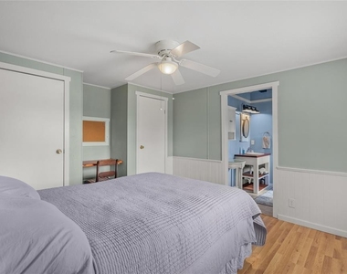303 Marlette Drive - Photo Thumbnail 20