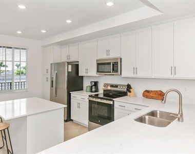 12320 Wellen Golf Street - Photo Thumbnail 8